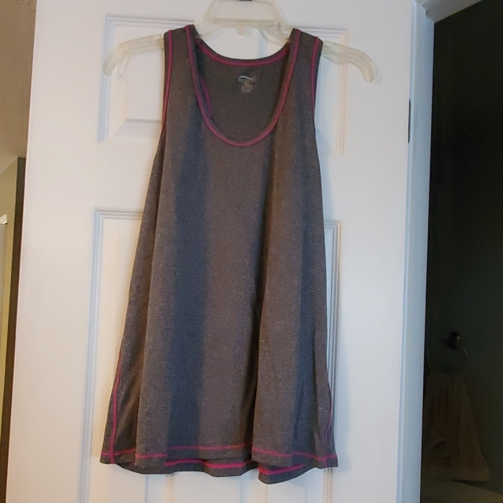 Grey tank top